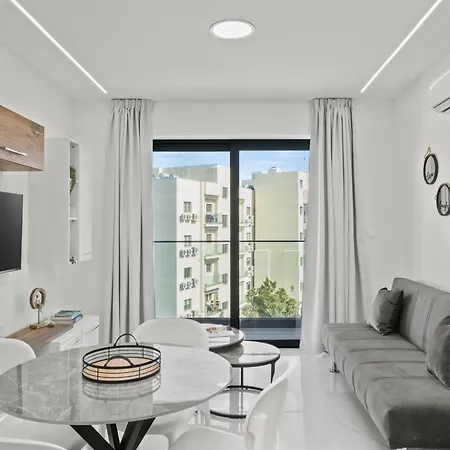 Maestro City Apartments Larnaca Exterior photo