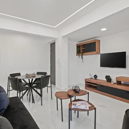 Maestro City Apartments Larnaca Exterior photo