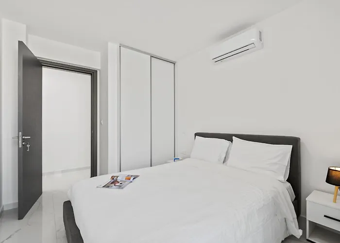 Maestro City Apartments