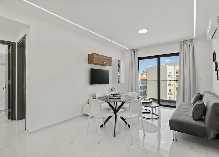 Maestro City Apartments